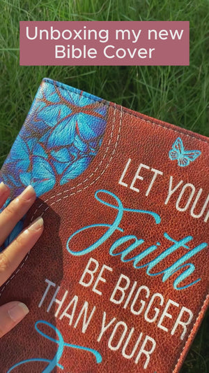 Christ Newborn Let Your Faith Be Bigger Than Your Fear Hebrews 13.6 Addname  Zipper Pouch